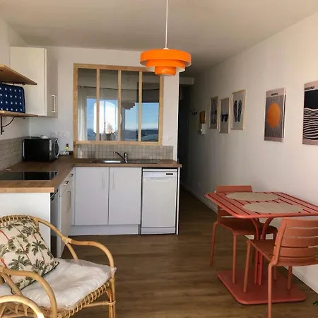 Un Balcon Sur La T1 Neuf équipé *